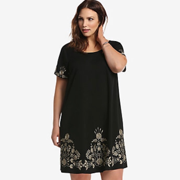 torrid Dresses & Skirts - 🌟 Final SALE 🌟 Torrid Embroidered Shift Dress
